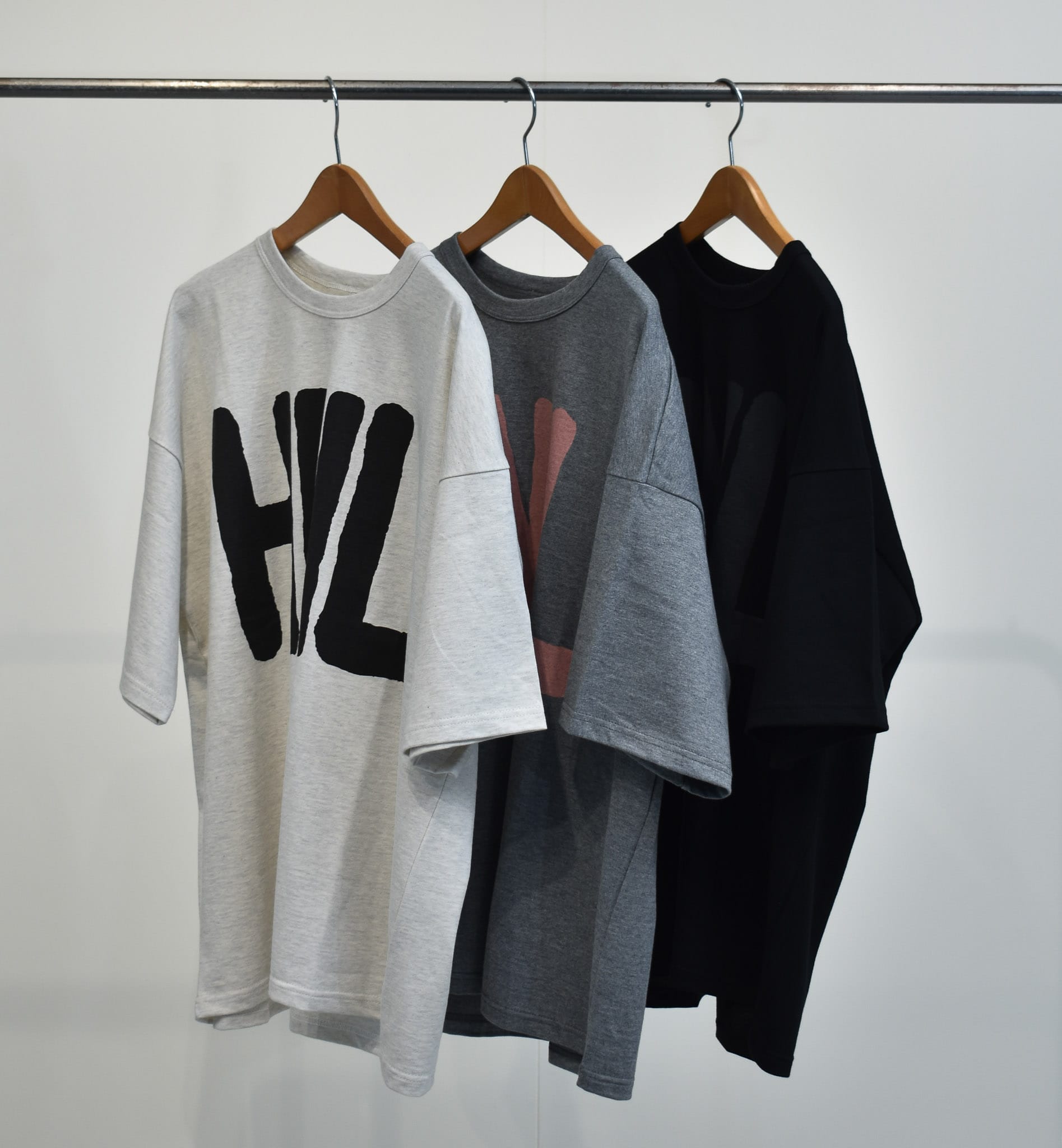 HNL T-shirt 3色展開