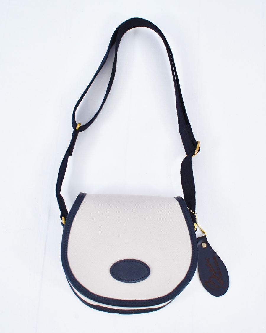 Brady AIRE MINI | FRENCH Bleu .rooms