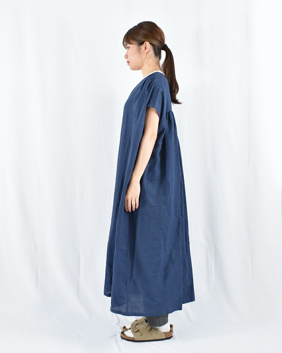 motomi.m 60リネンVネックはおりワンピース | FRENCH Bleu .rooms