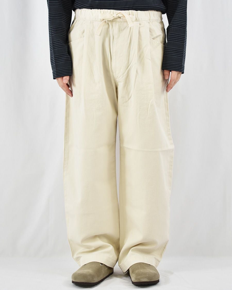 DANTON ルーズチノタックパンツ MENS | FRENCH Bleu .rooms