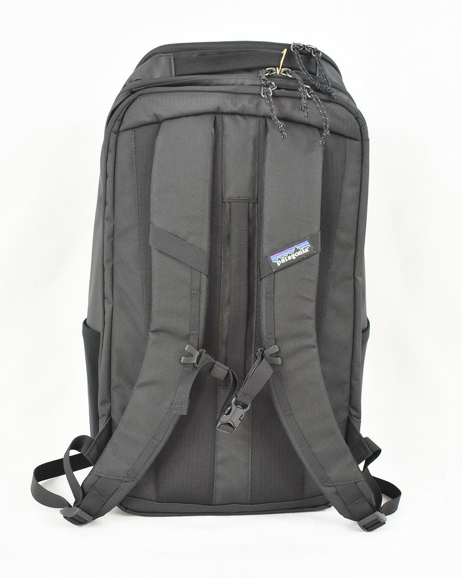 Patagonia ブラックホールパック 32L | FRENCH Bleu .rooms