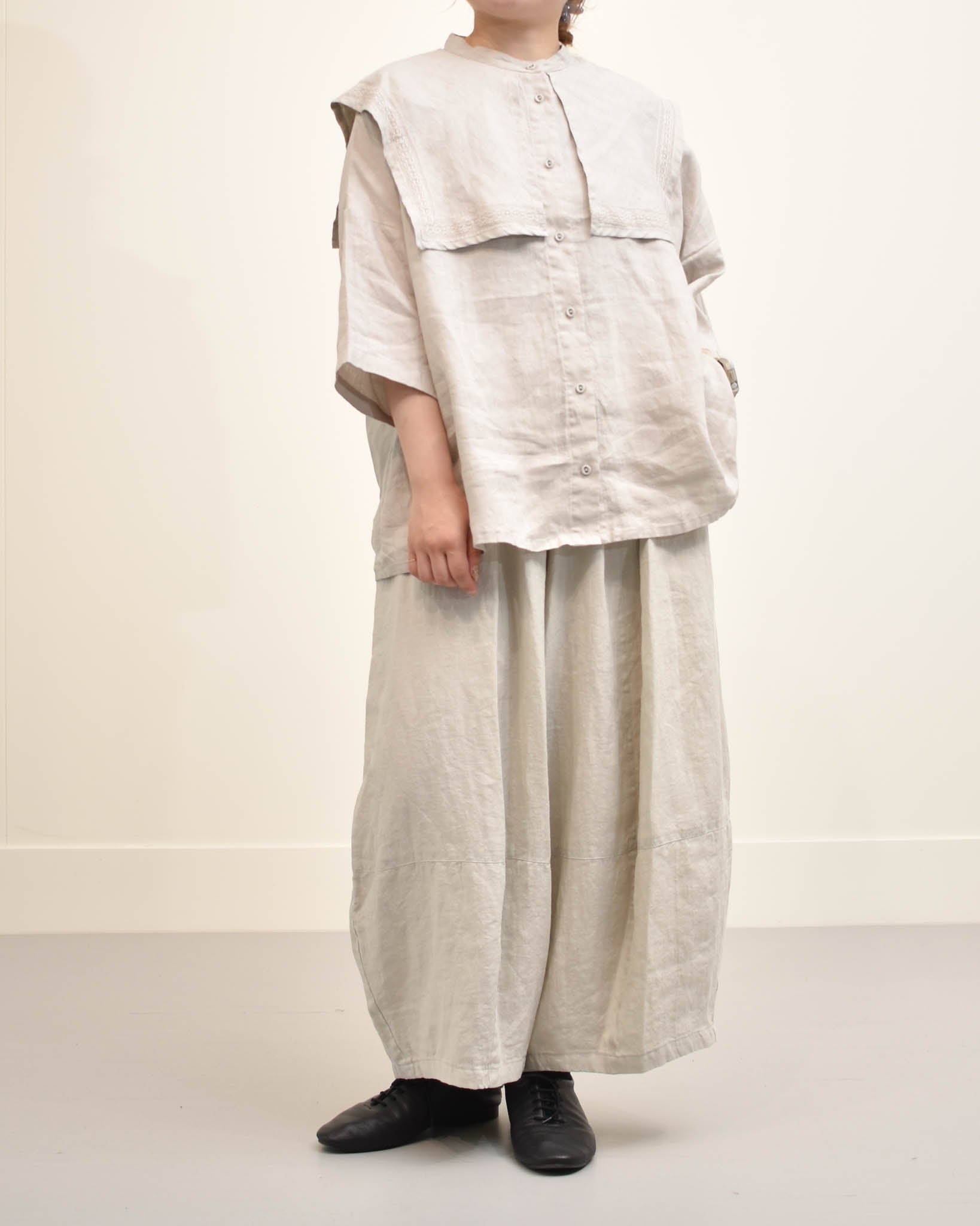 motomi.m 50リネンコクーンワイドパンツ | FRENCH Bleu .rooms