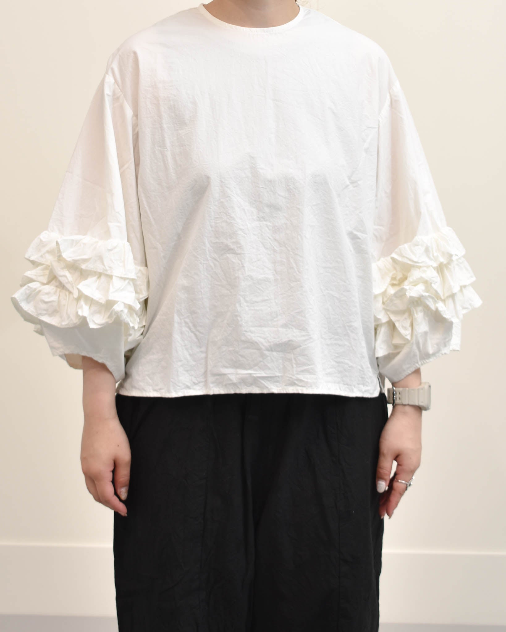 本日のみ【Gauze# ガーゼ　レースフリルスリーブブラウス】新品未使用 Gauze# フリルスリーブブラウス | FRENCH Bleu .rooms